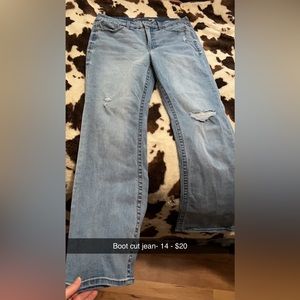 Boot cut jean
